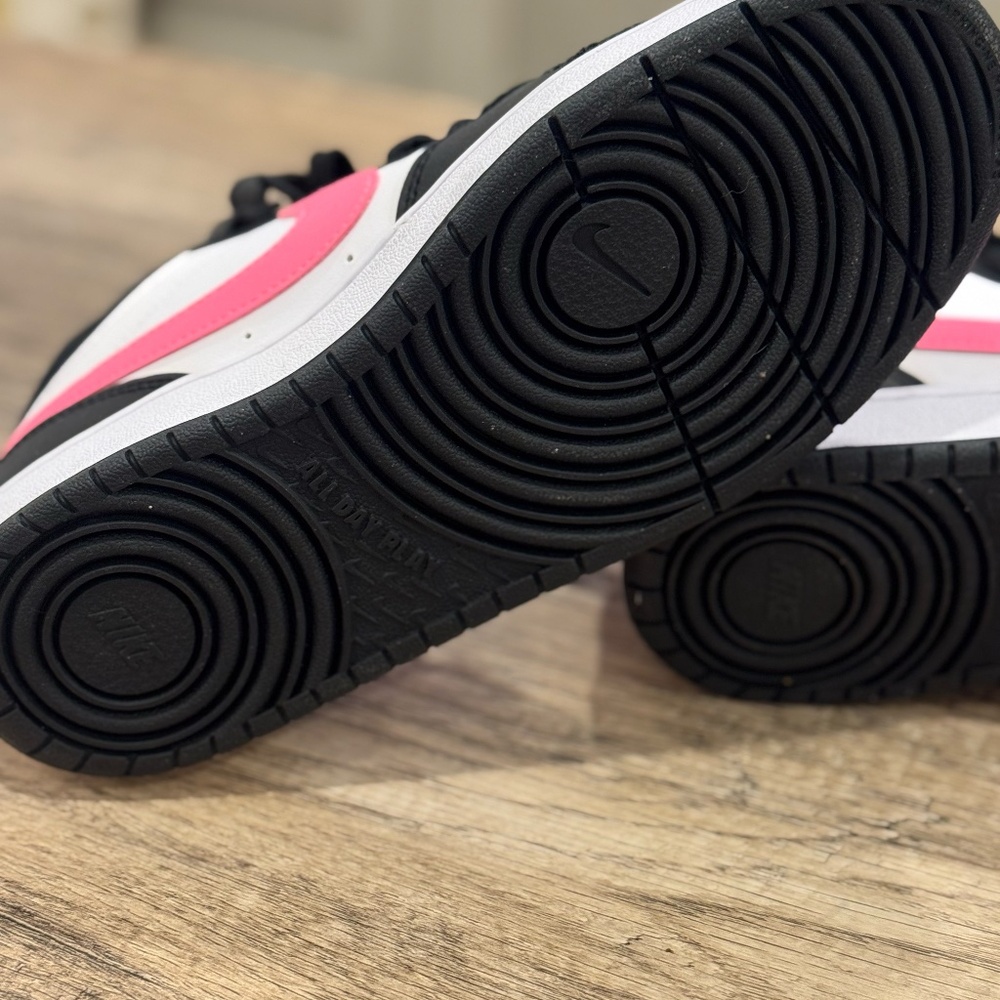 Nike Court Borough Mid GS Sneakers – Black White Pink - Picture 6 of 8
